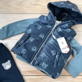 Kompletić sa šuškavim prslukom i trenerkom Sani