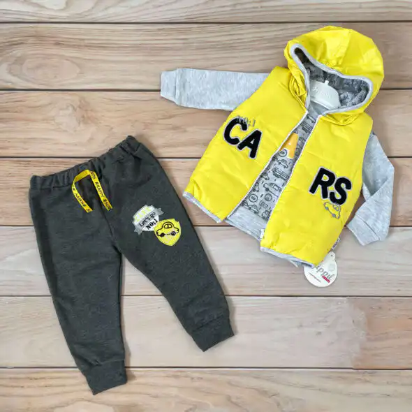 Kompletić sa šuškavim prslukom "Cars" (žuti)