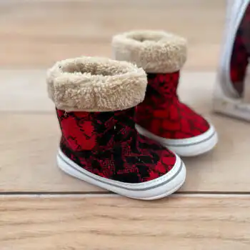 Nehodajuće pletene čizmice Pattini