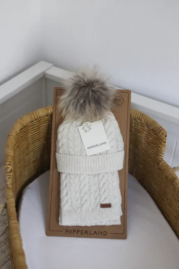 Kapa i šal sa krznom NipperLand