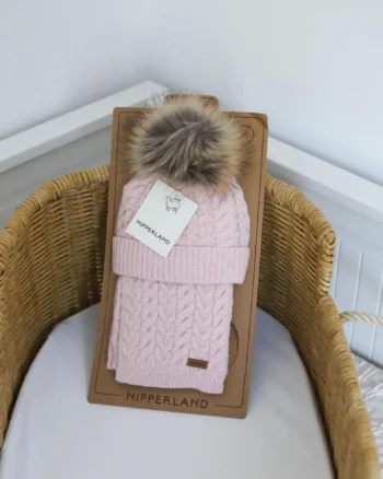 Kapa i šal sa krznom NipperLand